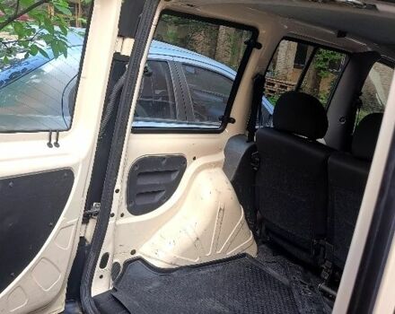 Білий Фіат Добло, об'ємом двигуна 1.4 л та пробігом 293 тис. км за 4150 $, фото 5 на Automoto.ua