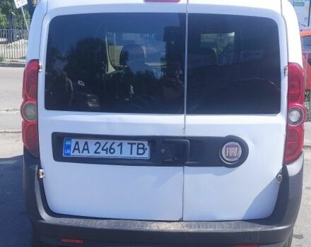 Белый Фиат Добло, объемом двигателя 1.6 л и пробегом 380 тыс. км за 3800 $, фото 3 на Automoto.ua