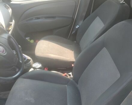 Белый Фиат Добло, объемом двигателя 1.6 л и пробегом 380 тыс. км за 3800 $, фото 9 на Automoto.ua