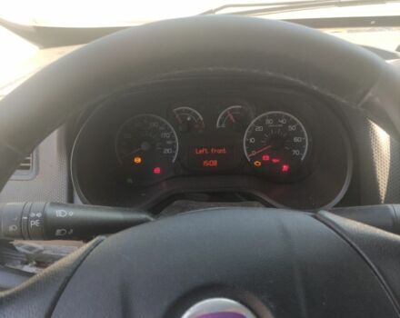 Белый Фиат Добло, объемом двигателя 1.6 л и пробегом 380 тыс. км за 3800 $, фото 12 на Automoto.ua