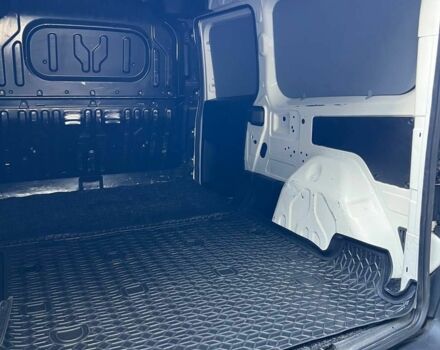 Белый Фиат Добло, объемом двигателя 1.6 л и пробегом 230 тыс. км за 7500 $, фото 9 на Automoto.ua