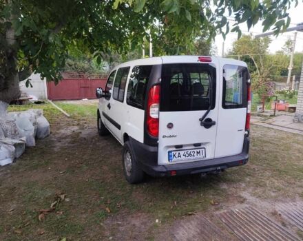 Белый Фиат Добло, объемом двигателя 1.2 л и пробегом 165 тыс. км за 6500 $, фото 5 на Automoto.ua