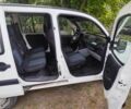 Белый Фиат Добло, объемом двигателя 1.2 л и пробегом 165 тыс. км за 6500 $, фото 2 на Automoto.ua