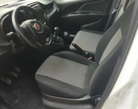 Белый Фиат Добло, объемом двигателя 1.4 л и пробегом 120 тыс. км за 11000 $, фото 1 на Automoto.ua