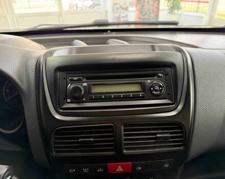 Білий Фіат Добло, об'ємом двигуна 1.3 л та пробігом 280 тис. км за 5490 $, фото 16 на Automoto.ua