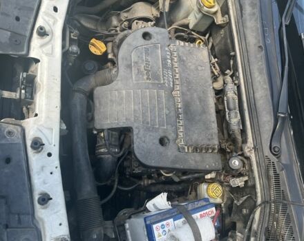 Білий Фіат Добло, об'ємом двигуна 1.2 л та пробігом 177 тис. км за 5200 $, фото 5 на Automoto.ua