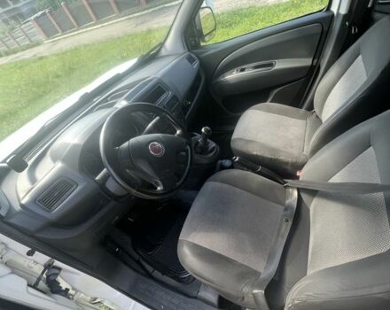 Білий Фіат Добло, об'ємом двигуна 1.2 л та пробігом 177 тис. км за 5200 $, фото 4 на Automoto.ua