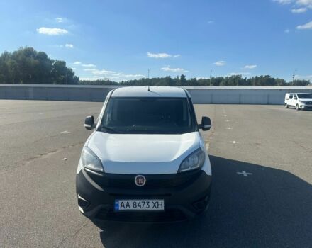 Белый Фиат Добло, объемом двигателя 1.4 л и пробегом 321 тыс. км за 7400 $, фото 2 на Automoto.ua