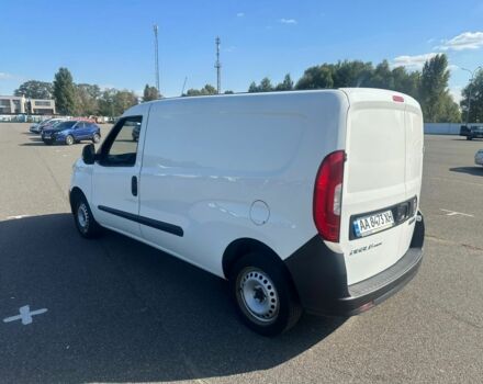 Белый Фиат Добло, объемом двигателя 1.4 л и пробегом 321 тыс. км за 7400 $, фото 1 на Automoto.ua