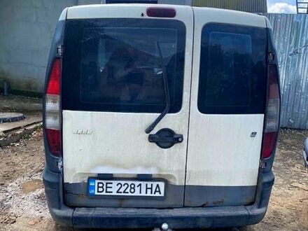 Фіат Добло 2002 у Миколаєві на Automoto.ua Білий Фіат Добло, об'ємом двигуна 1.9 л та пробігом 0 тис. км за 3200 $, фото 1 на Automoto.ua