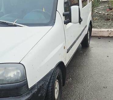 Белый Фиат Добло, объемом двигателя 1.91 л и пробегом 238 тыс. км за 3000 $, фото 1 на Automoto.ua