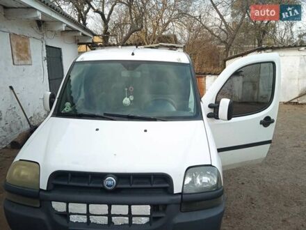 Фіат Добло 2003 у Луцьку на Automoto.ua Білий Фіат Добло, об'ємом двигуна 1.91 л та пробігом 357 тис. км за 3300 $, фото 1 на Automoto.ua