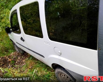 Білий Фіат Добло, об'ємом двигуна 1.9 л та пробігом 348 тис. км за 3100 $, фото 1 на Automoto.ua