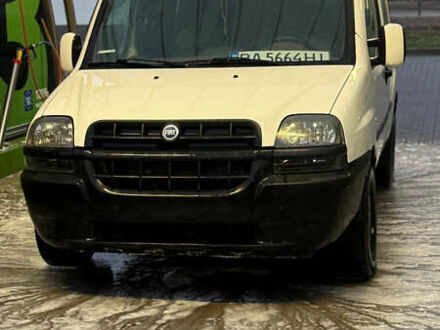 Белый Фиат Добло, объемом двигателя 1.9 л и пробегом 399 тыс. км за 3900 $, фото 1 на Automoto.ua