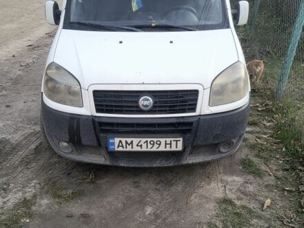 Білий Фіат Добло, об'ємом двигуна 1.9 л та пробігом 300 тис. км за 2900 $, фото 1 на Automoto.ua