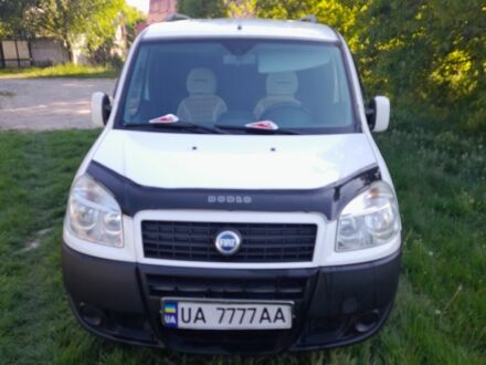 Фиат Добло 2006 в Черткове на Automoto.ua Белый Фиат Добло, объемом двигателя 1.3 л и пробегом 205 тыс. км за 5000 $, фото 1 на Automoto.ua
