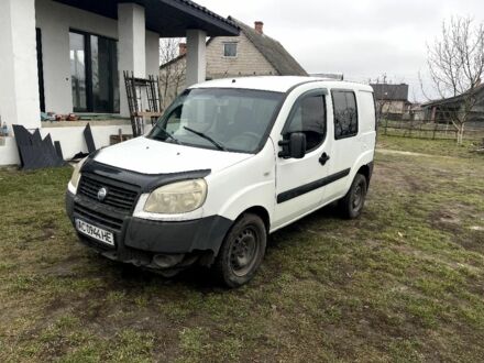 Білий Фіат Добло, об'ємом двигуна 1.9 л та пробігом 273 тис. км за 4100 $, фото 1 на Automoto.ua