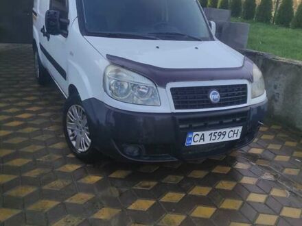 Білий Фіат Добло, об'ємом двигуна 1.3 л та пробігом 325 тис. км за 2500 $, фото 1 на Automoto.ua