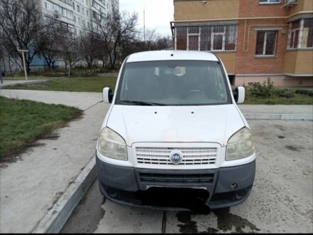 Білий Фіат Добло, об'ємом двигуна 1.9 л та пробігом 350 тис. км за 2400 $, фото 1 на Automoto.ua