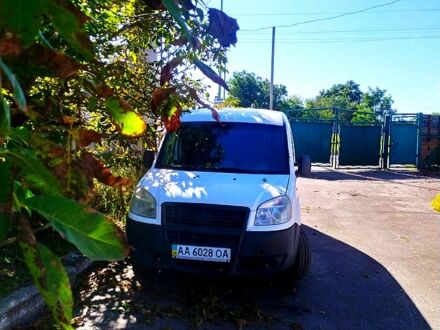 Білий Фіат Добло, об'ємом двигуна 1.4 л та пробігом 0 тис. км за 2000 $, фото 1 на Automoto.ua