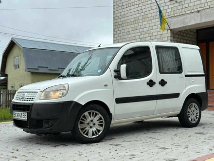 Фиат Добло 2007 в Турке на Automoto.ua Белый Фиат Добло, объемом двигателя 1.9 л и пробегом 250 тыс. км за 4150 $, фото 1 на Automoto.ua
