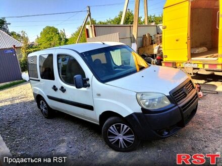 Білий Фіат Добло, об'ємом двигуна 1.9 л та пробігом 240 тис. км за 3500 $, фото 1 на Automoto.ua