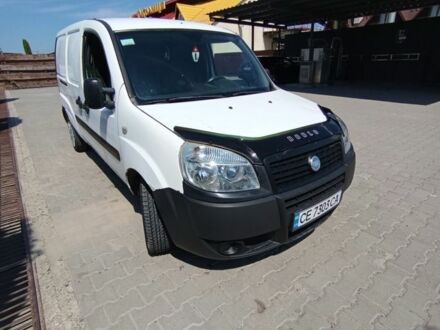 Белый Фиат Добло, объемом двигателя 1.4 л и пробегом 250 тыс. км за 2300 $, фото 1 на Automoto.ua
