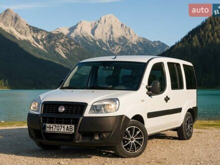 Фиат Добло 2009 в Одессе на Automoto.ua Белый Фиат Добло, объемом двигателя 1.9 л и пробегом 270 тыс. км за 6666 $, фото 1 на Automoto.ua