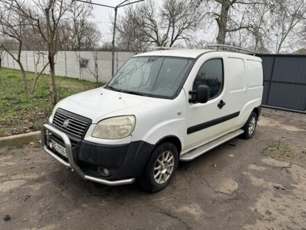 Белый Фиат Добло, объемом двигателя 1.9 л и пробегом 255 тыс. км за 5100 $, фото 1 на Automoto.ua