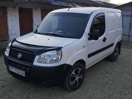 Белый Фиат Добло, объемом двигателя 1.4 л и пробегом 348 тыс. км за 3500 $, фото 1 на Automoto.ua