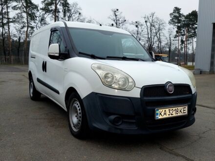 Белый Фиат Добло, объемом двигателя 1.6 л и пробегом 280 тыс. км за 6900 $, фото 1 на Automoto.ua