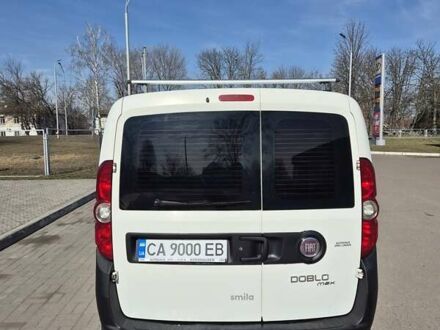 Фиат Добло 2012 в Смеле на Automoto.ua Белый Фиат Добло, объемом двигателя 1.3 л и пробегом 228 тыс. км за 7500 $, фото 1 на Automoto.ua