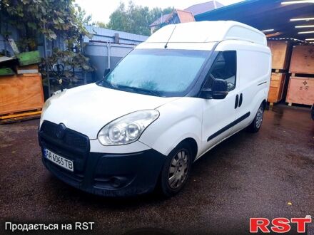 Белый Фиат Добло, объемом двигателя 1.6 л и пробегом 288 тыс. км за 5200 $, фото 1 на Automoto.ua