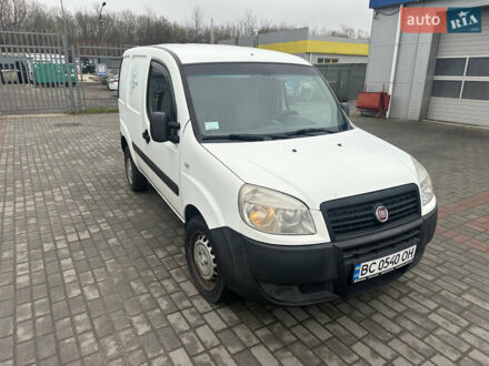 Білий Фіат Добло, об'ємом двигуна 1.37 л та пробігом 150 тис. км за 3900 $, фото 1 на Automoto.ua