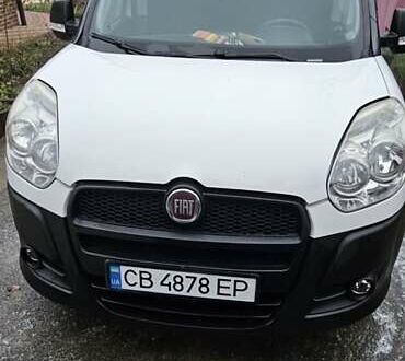 Білий Фіат Добло, об'ємом двигуна 1.3 л та пробігом 392 тис. км за 6500 $, фото 1 на Automoto.ua