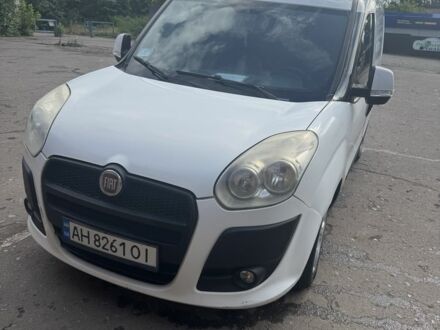 Фиат Добло 2014 в Славянске на Automoto.ua Белый Фиат Добло, объемом двигателя 1.2 л и пробегом 314 тыс. км за 4500 $, фото 1 на Automoto.ua