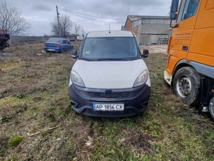 Фиат Добло 2016 в Первомайск на Automoto.ua Белый Фиат Добло, объемом двигателя 1.4 л и пробегом 100 тыс. км за 4675 $, фото 1 на Automoto.ua