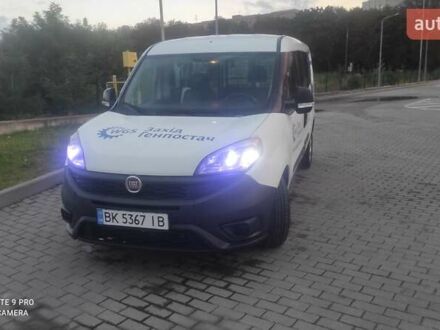 Білий Фіат Добло, об'ємом двигуна 1.25 л та пробігом 165 тис. км за 8458 $, фото 1 на Automoto.ua
