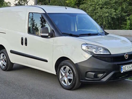 Фиат Добло 2016 в Днепре (Днепропетровске) на Automoto.ua Белый Фиат Добло, объемом двигателя 1.3 л и пробегом 72 тыс. км за 9300 $, фото 1 на Automoto.ua