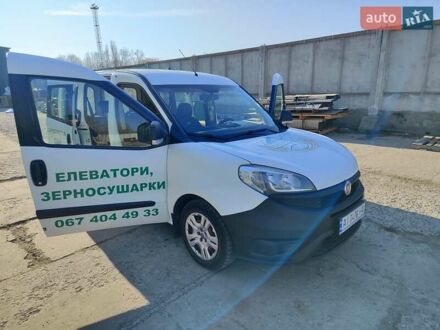 Фиат Добло 2017 в Белой Церкве на Automoto.ua Белый Фиат Добло, объемом двигателя 1.25 л и пробегом 269 тыс. км за 7999 $, фото 1 на Automoto.ua