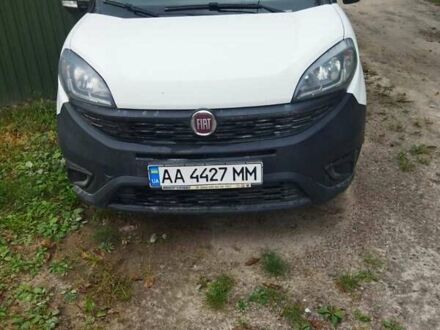 Фиат Добло 2018 в Киеве на Automoto.ua Белый Фиат Добло, объемом двигателя 1.37 л и пробегом 120 тыс. км за 11900 $, фото 1 на Automoto.ua