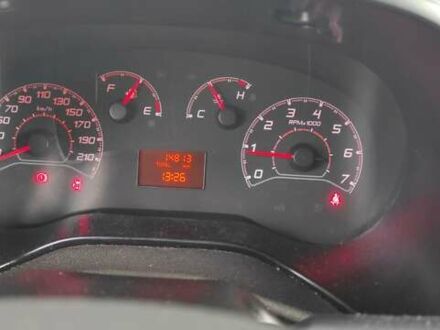 Белый Фиат Добло, объемом двигателя 1.37 л и пробегом 15 тыс. км за 10500 $, фото 1 на Automoto.ua