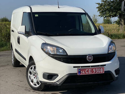 Белый Фиат Добло, объемом двигателя 1.6 л и пробегом 182 тыс. км за 11450 $, фото 1 на Automoto.ua