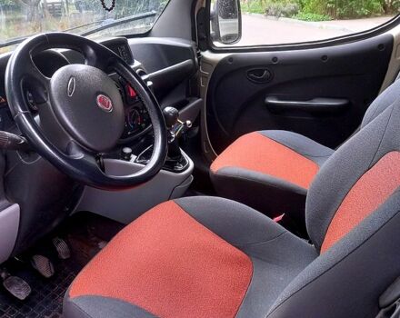 Бежевий Фіат Добло, об'ємом двигуна 1.4 л та пробігом 320 тис. км за 5200 $, фото 3 на Automoto.ua