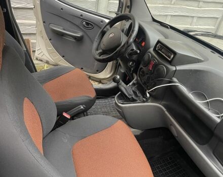 Бежевый Фиат Добло, объемом двигателя 1.2 л и пробегом 354 тыс. км за 5250 $, фото 5 на Automoto.ua