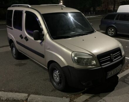 Бежевий Фіат Добло, об'ємом двигуна 1.2 л та пробігом 228 тис. км за 6350 $, фото 2 на Automoto.ua