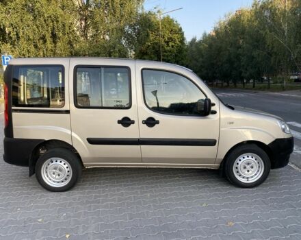 Бежевий Фіат Добло, об'ємом двигуна 1.4 л та пробігом 42 тис. км за 7950 $, фото 5 на Automoto.ua