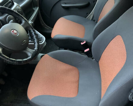 Бежевый Фиат Добло, объемом двигателя 1.3 л и пробегом 229 тыс. км за 6300 $, фото 4 на Automoto.ua