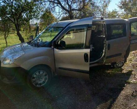 Бежевый Фиат Добло, объемом двигателя 1.6 л и пробегом 204 тыс. км за 10500 $, фото 5 на Automoto.ua