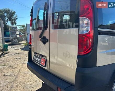 Бежевий Фіат Добло, об'ємом двигуна 1.4 л та пробігом 195 тис. км за 6990 $, фото 11 на Automoto.ua